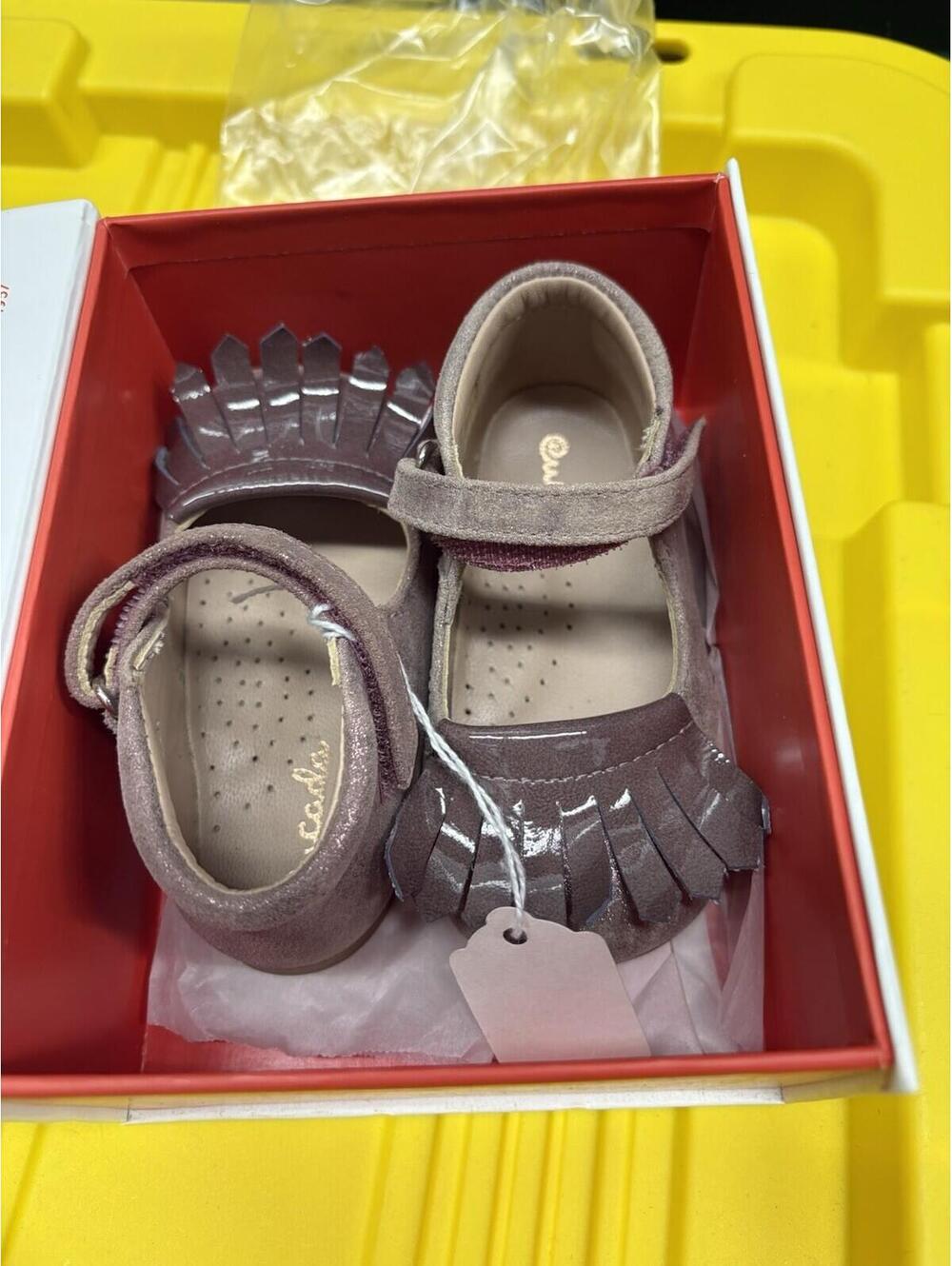 Eli Girls Mauve Patent Fringe Mary Jane Shoes EU 20 US 4 Toddler